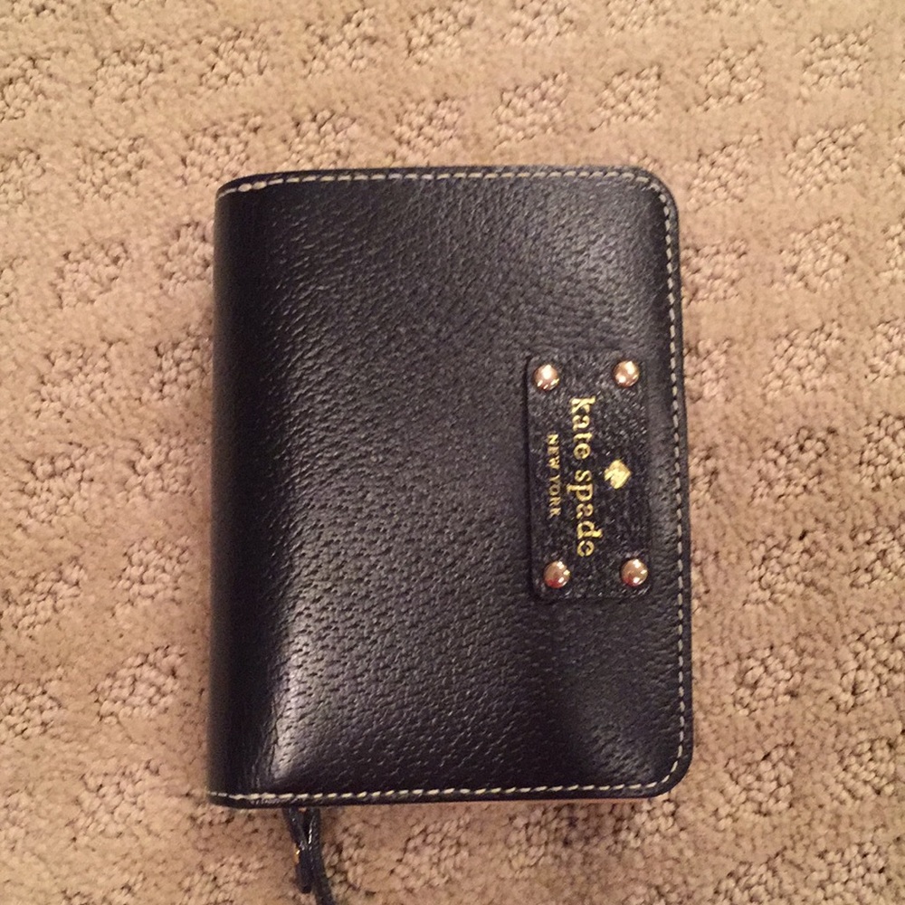 Kate spade small wallet